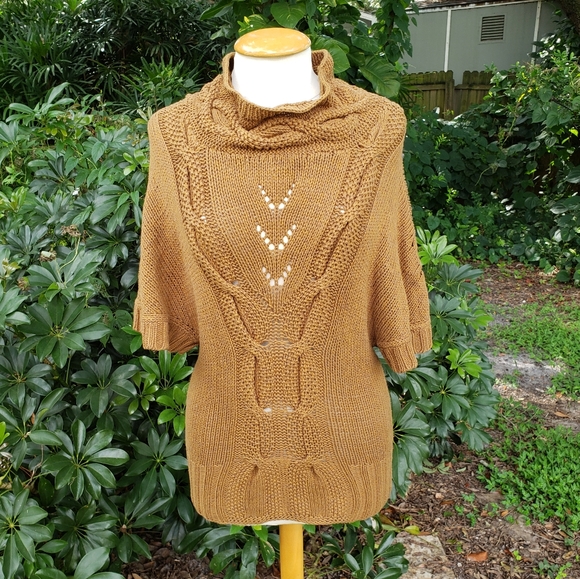 Anthropologie Sweaters - Anthro Guinevere Brown Cable Knit Pullover Sweater